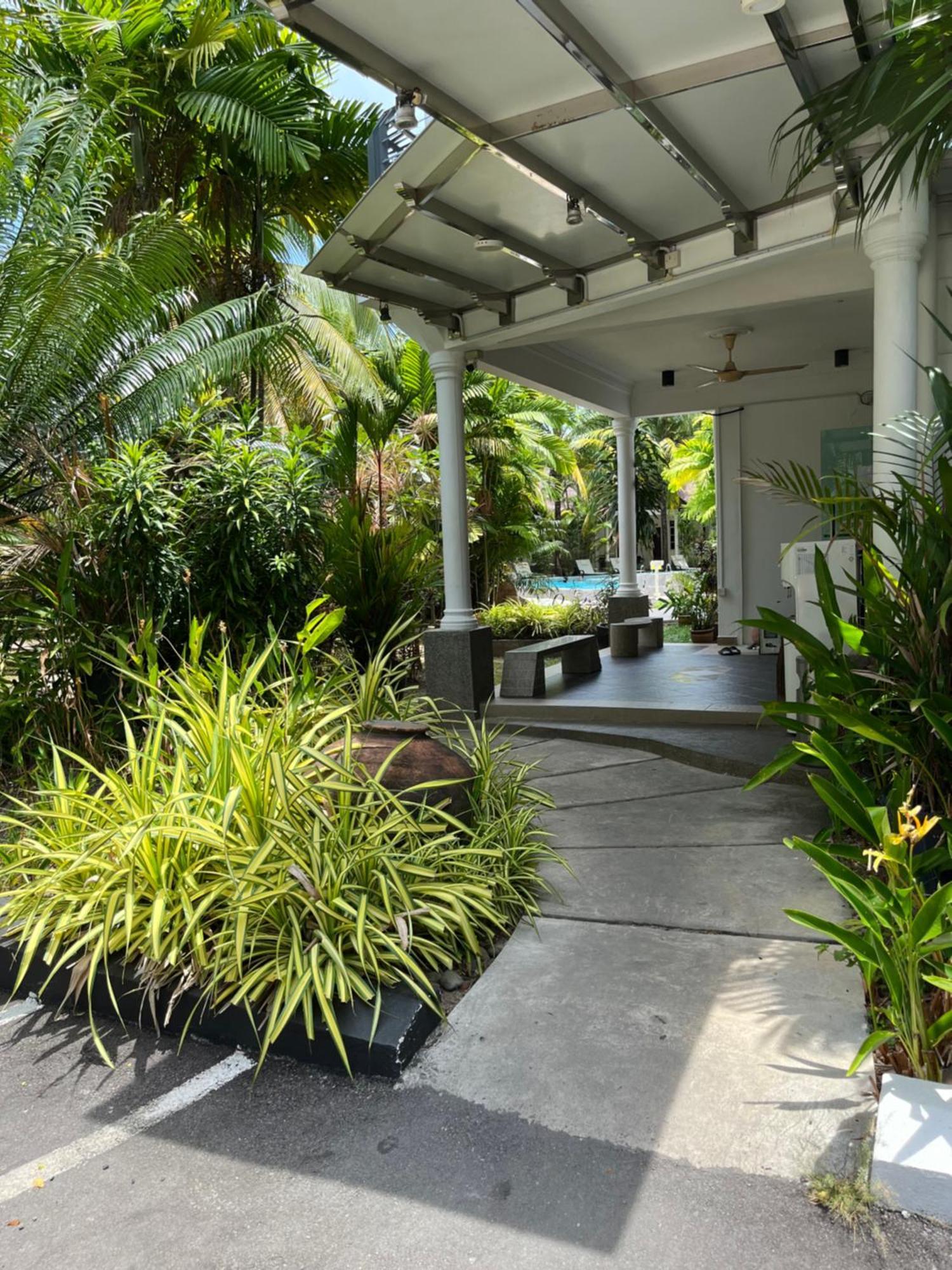 White Lodge Pantai Cenang (Langkawi) Exterior foto