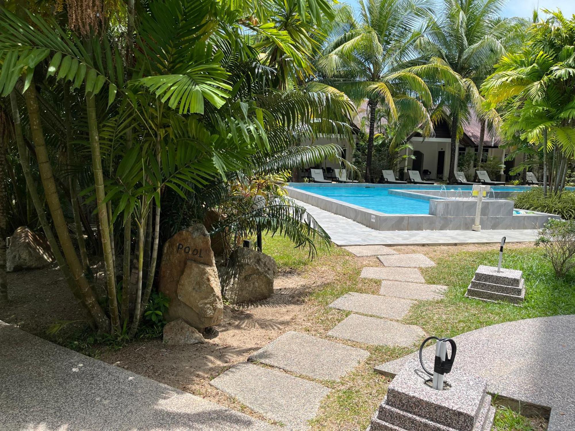 White Lodge Pantai Cenang (Langkawi) Exterior foto
